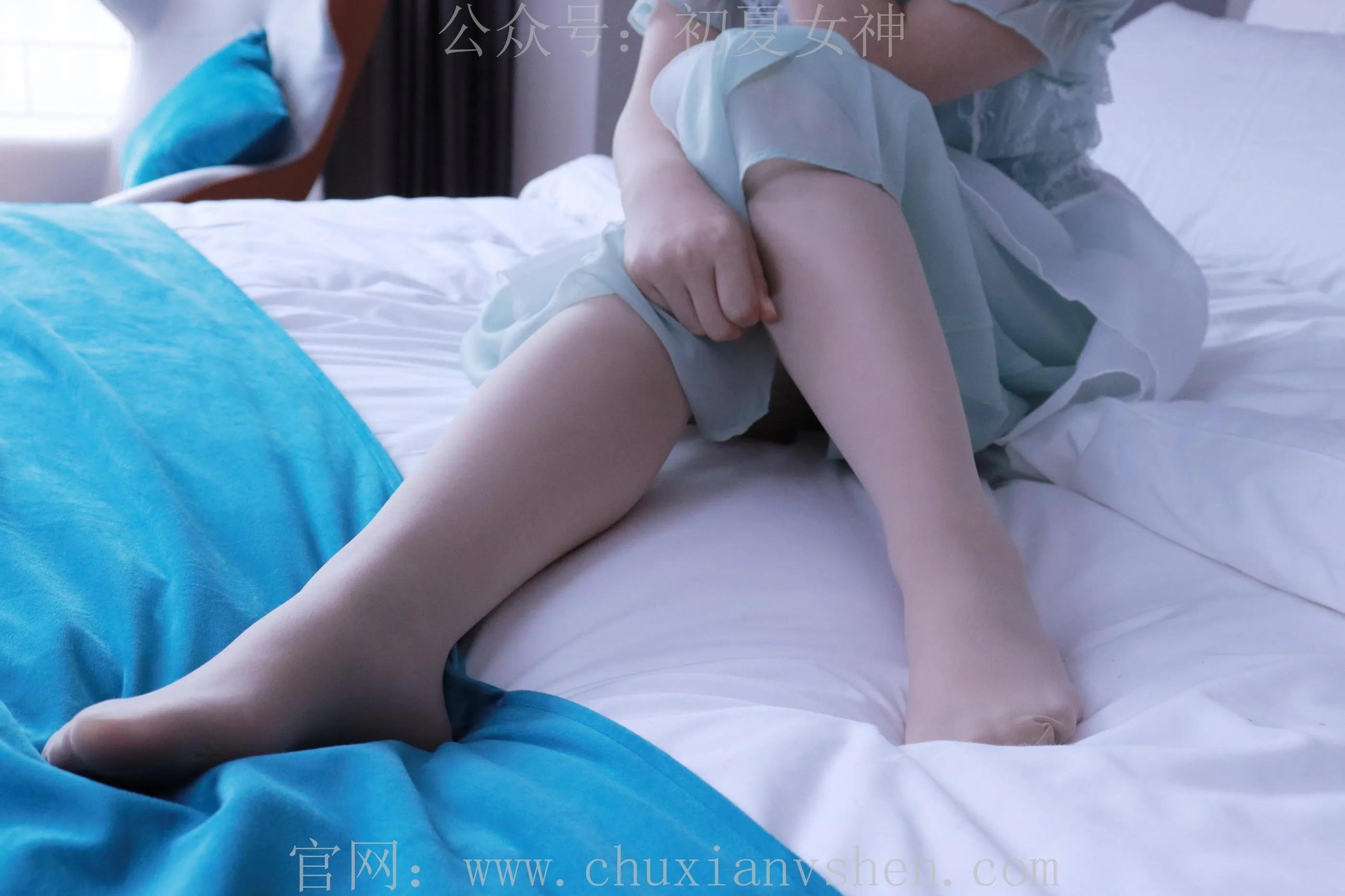 初夏女神 NO.009 念念 绿野仙踪M码连衣裙搭回力球鞋 [120P]插图8